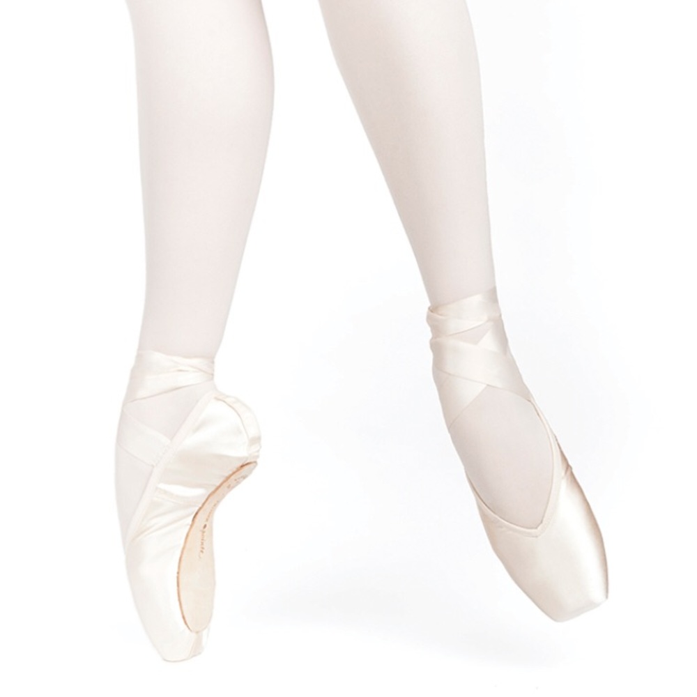 Russian Pointe Entrada Pros